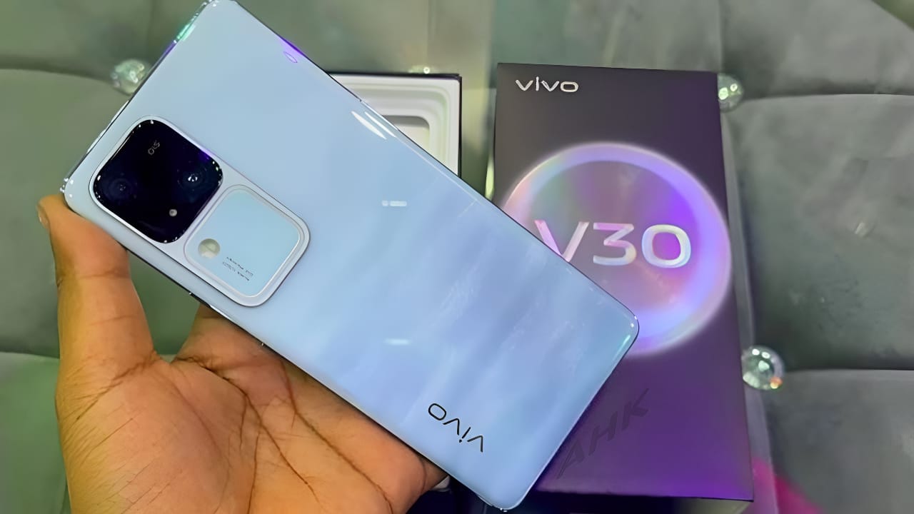 Vivo V30 Pro 5G